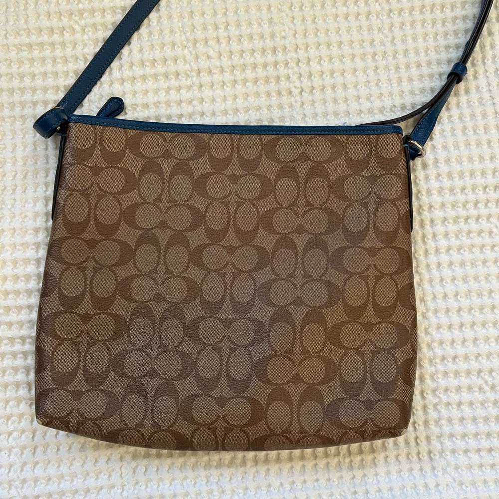Coach bag - Picture 2 of 4